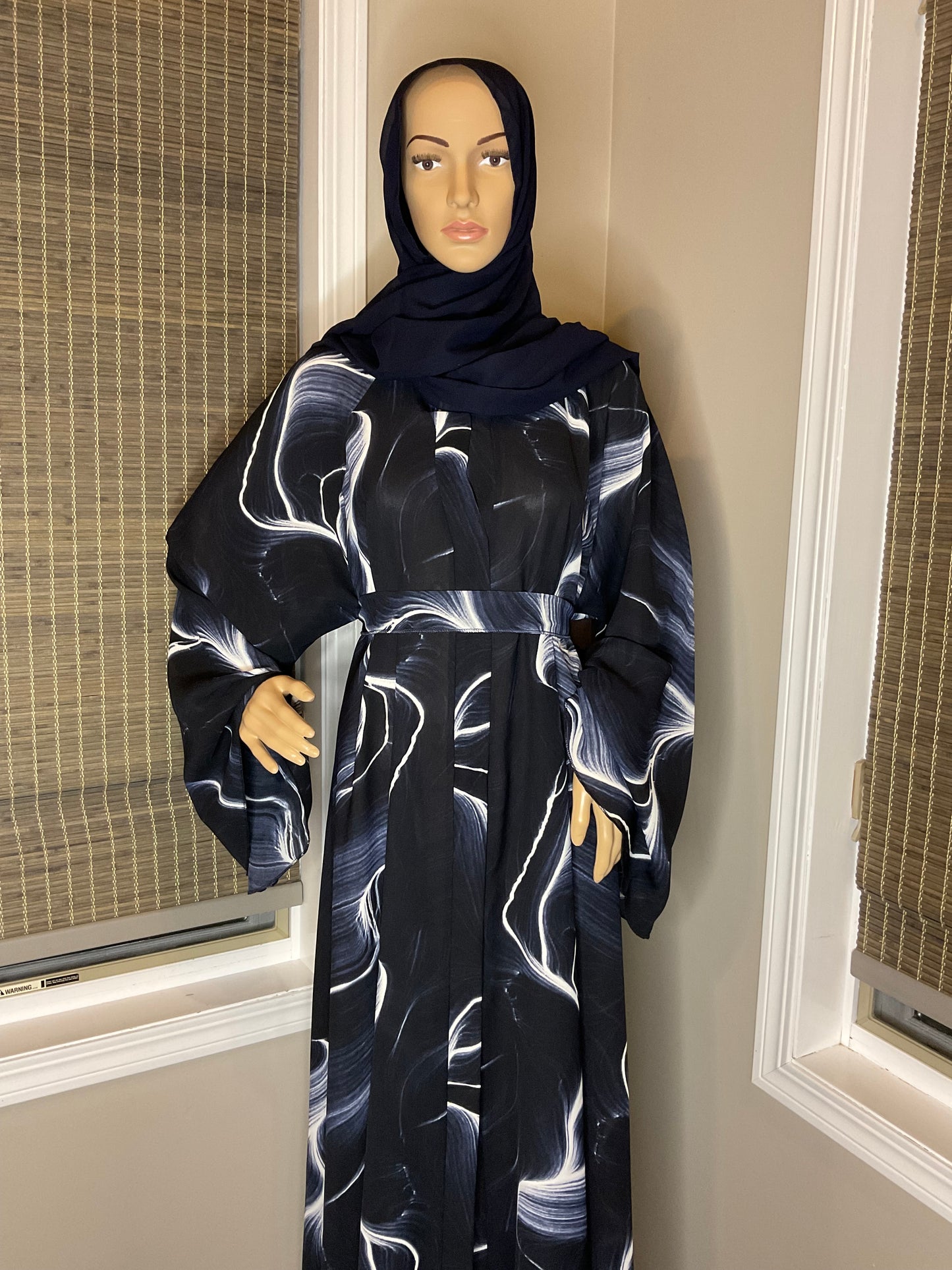 Elegant Flowy Abaya - Midnight Swirl